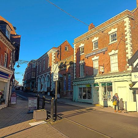 Charming Terrace Home In Whitchurch Whitchurch  Extérieur photo