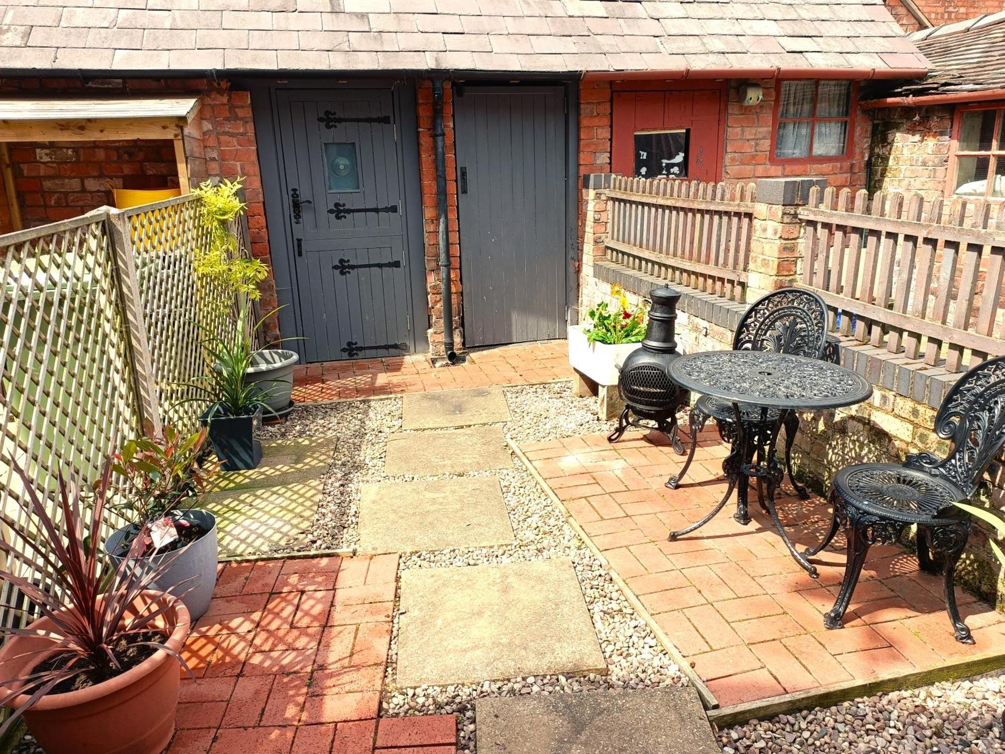Charming Terrace Home In Whitchurch Whitchurch  Extérieur photo